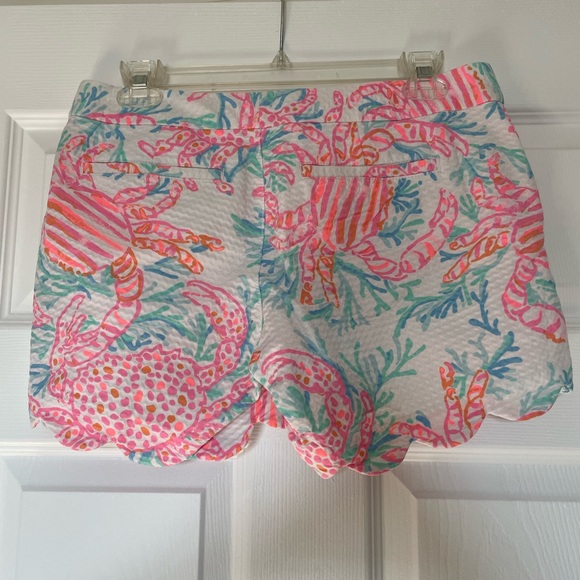 Lilly Pulitzer buttercup getting steamy shorts - Picture 5 of 8